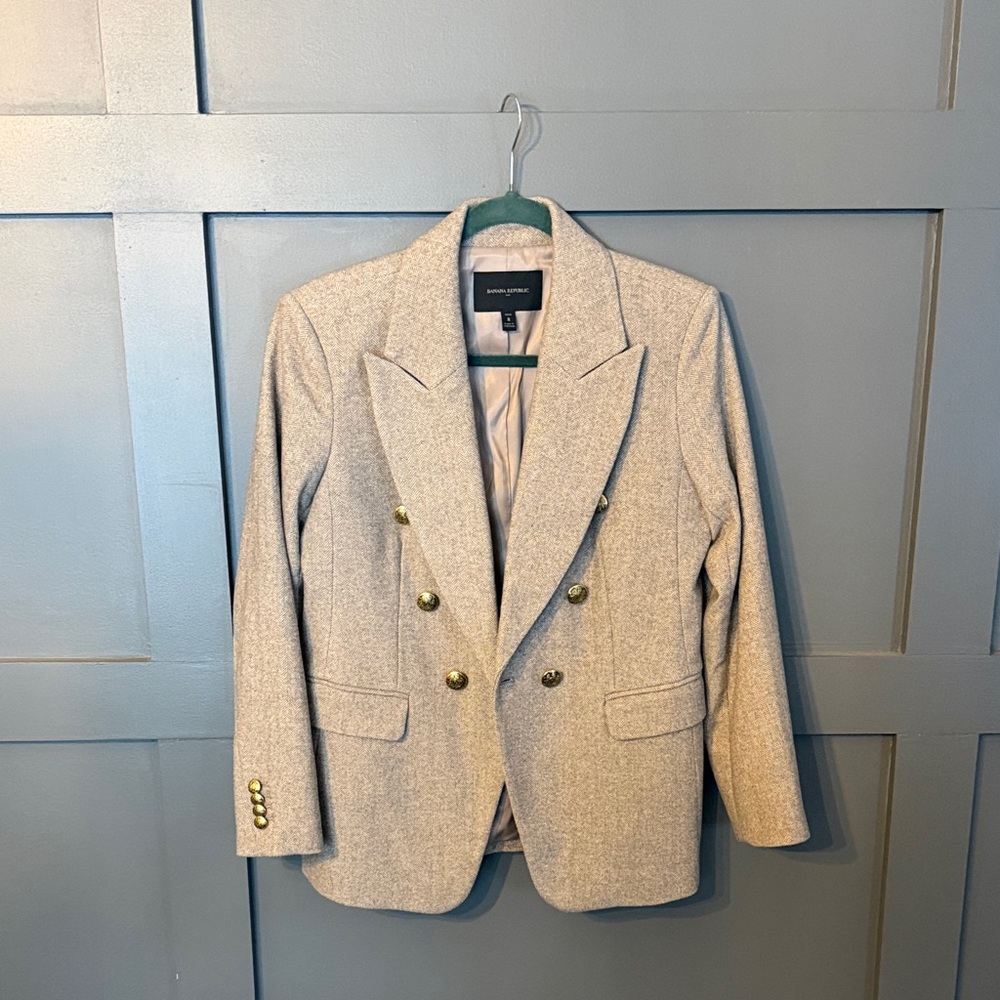 Banana Republic Herringbone Blazer in Tan